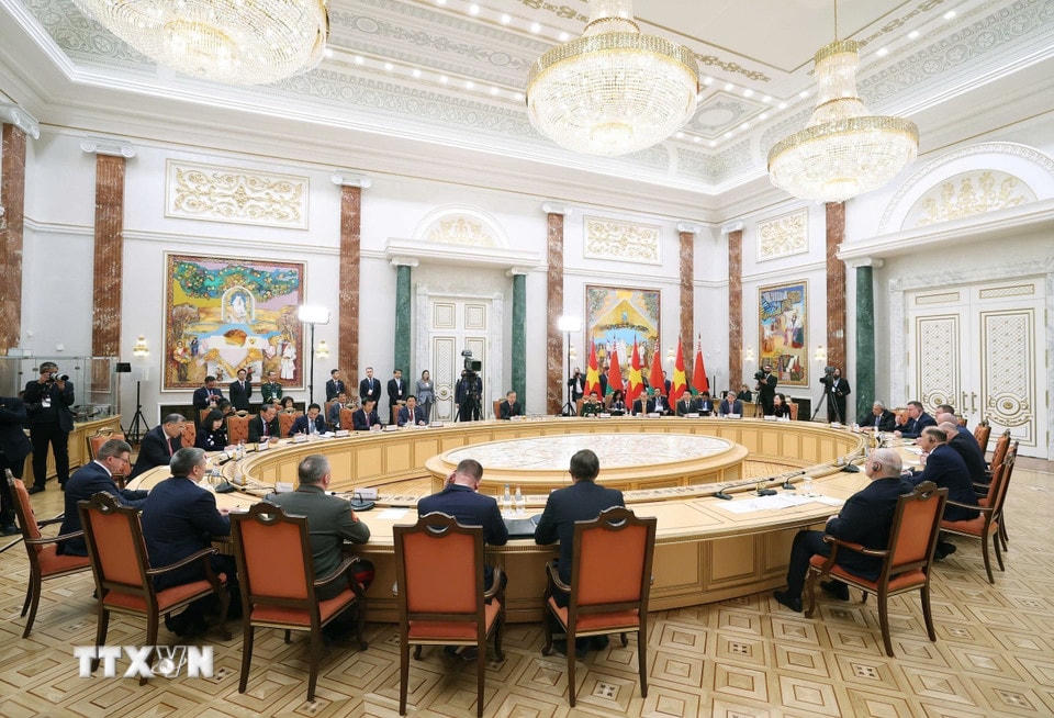 Tổng Bí thư Tô Lâm hội đàm chính thức với Tổng thống Belarus Aleksandr Lukashenko. (Ảnh: Thống Nhất/TTXVN)