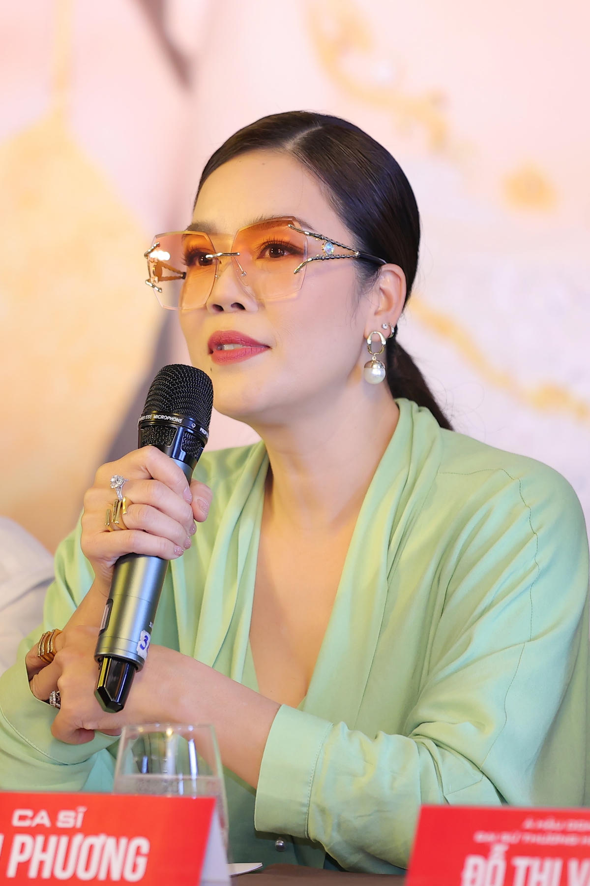 Thu Phương hứa hẹn mang đến đêm nhạc những ca khúc thể hiện sự đằm thắm, dịu dàng nhưng không kém phần da diết.