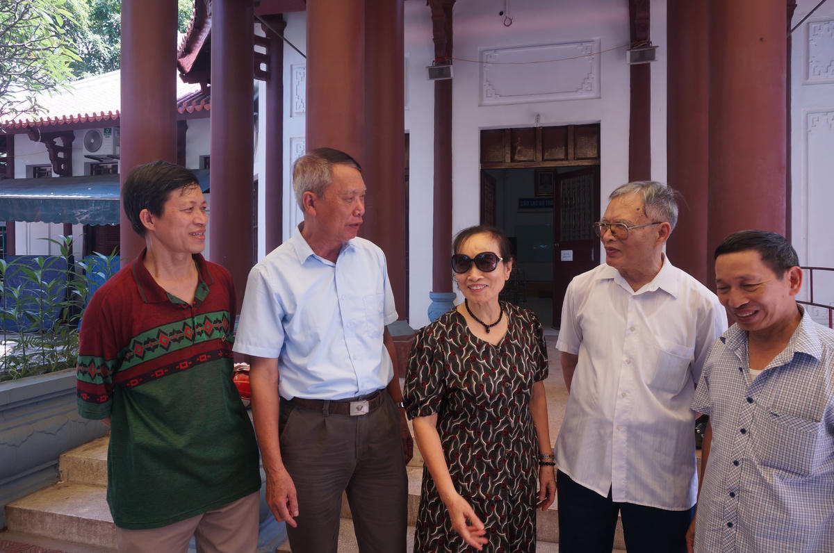 Cán bộ Mặt trận quận Cầu Giấy (Hà Nội) luôn phát huy vai trò giám sát của nhân dân trong đấu tranh phòng, chống tham nhũng, tiêu cực.
