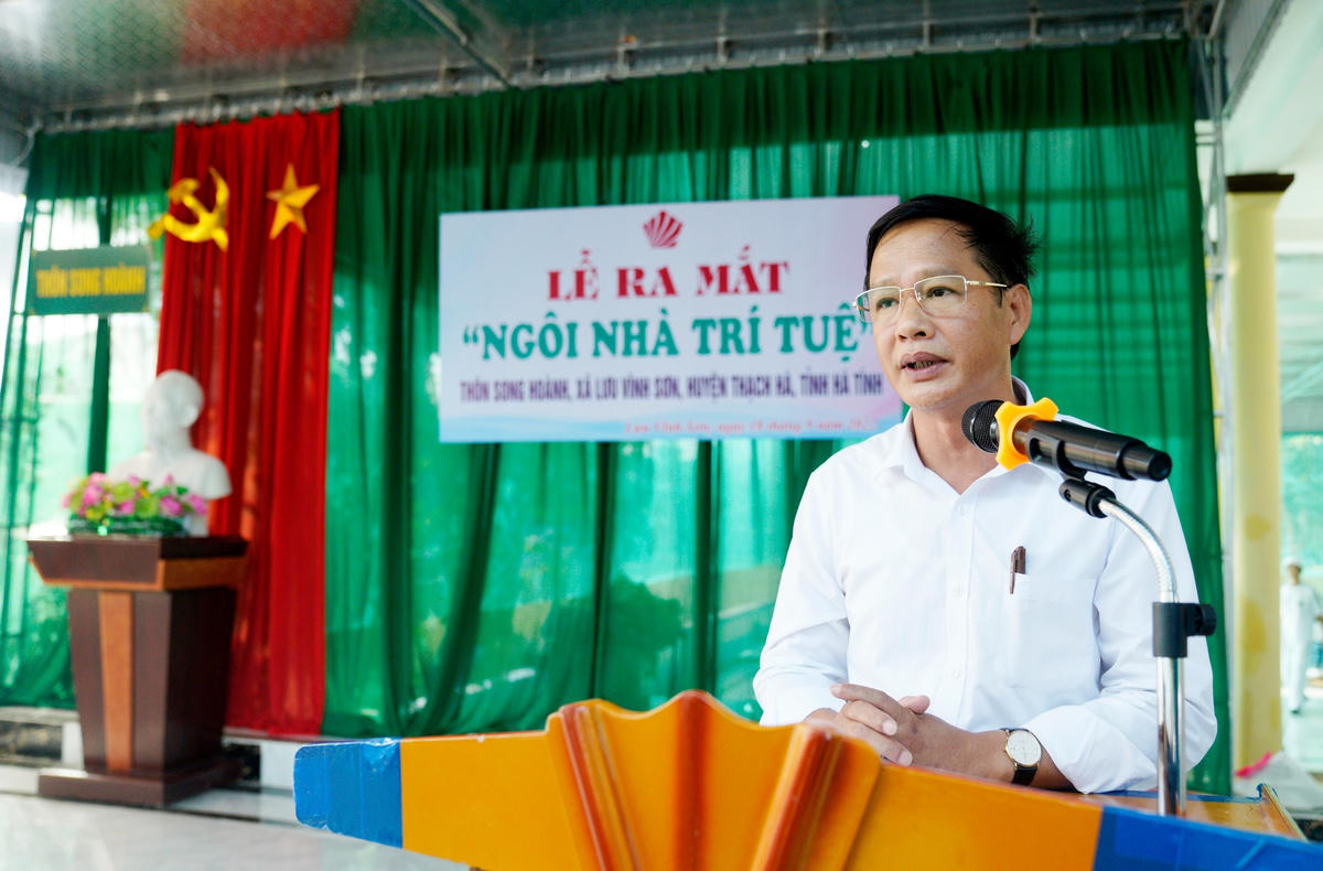 Ông Trần Danh Vinh, Chủ tịch Uỷ ban Mặt trận Tổ quốc huyện Thạch Hà đề nghị, cấp uỷ, chính quyền định kỳ hàng năm, cần tổ chức đánh giá, rút kinh nghiệm, xây dựng kế hoạch nhân rộng việc xây dựng nhà văn hoá cộng đồng, ngôi nhà trí tuệ tại các thôn trên địa bàn xã.