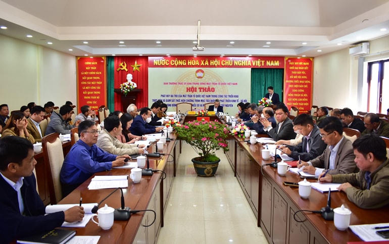 Quang cảnh buổi hội thảo.