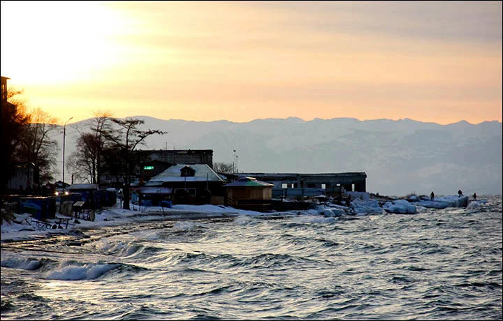 Động đất xảy ra ở phía Đông của Hồ Baikal.(Ảnh: The Siberian Times)