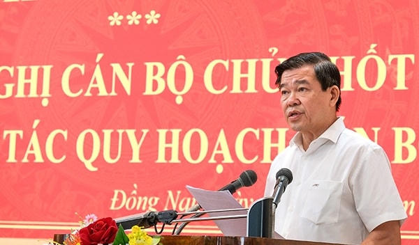 Ủy viên Trung ương Đảng, Bí thư Tỉnh ủy Đồng Nai Nguyễn Hồng Lĩnh chủ trì hội nghị.