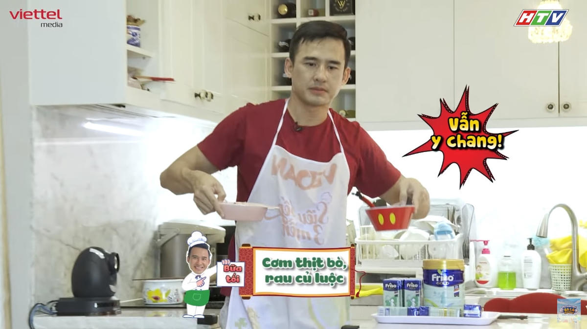 Lương Thế Thành trổ tài chăm con khiến Nguyệt Ánh bất ngờ. 