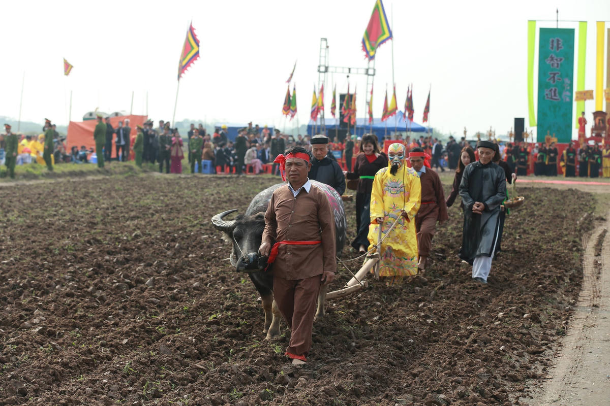 Lễ hội Tịch Điền Đọi Sơn (xã Tiên Sơn, thị xã Duy Tiên, Hà Nam). Ảnh: Quang Vinh