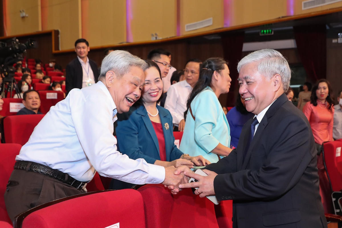 Ông Đỗ Văn Chiến, Bí thư Trung ương Đảng, Chủ tịch UBTƯ MTTQ Việt Nam tham dự Lễ trao giải. Ảnh: Quang Vinh.