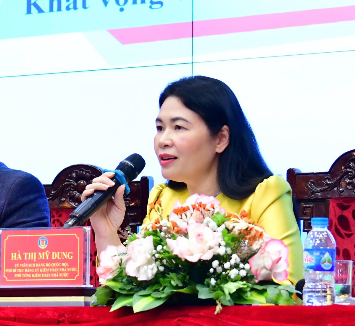 Phó Tổng Kiểm toán nhà nước Hà Thị Mỹ Dung mong muốn, trong mọi tình huống, dù là khó khăn, vất vả, các đoàn viên vẫn nêu cao tinh thần trách nhiệm của người Kiểm toán viên nhà nước.