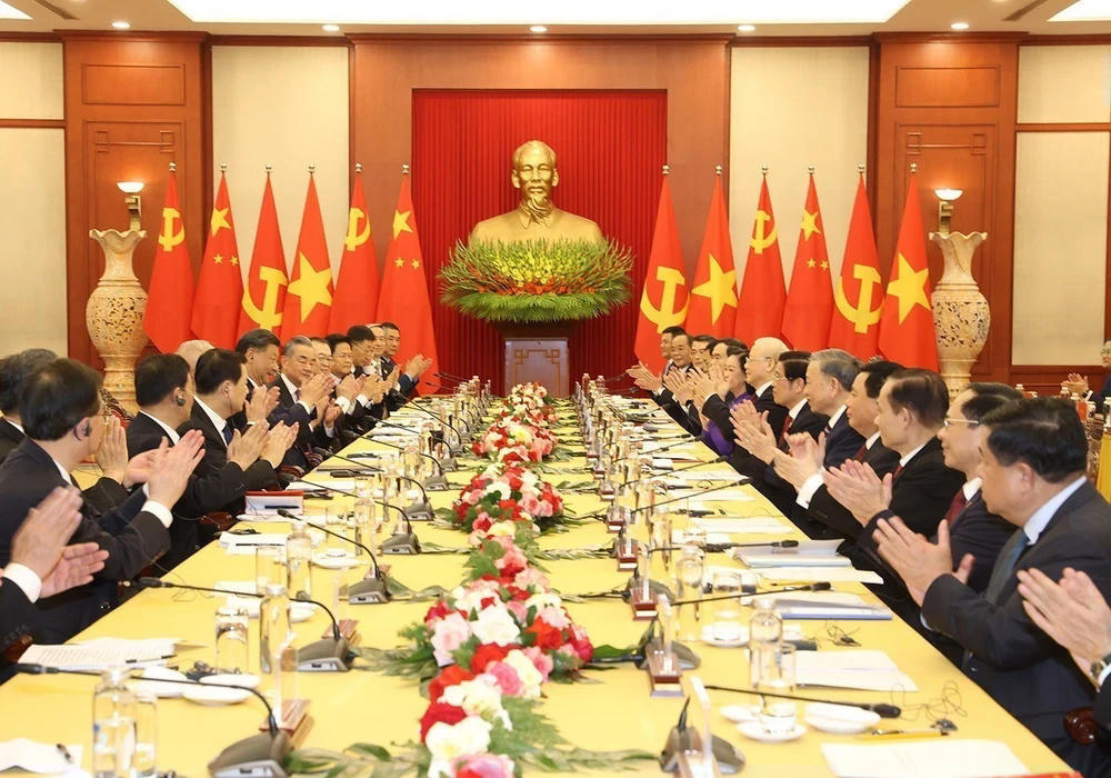 ttxvn-hoi-dam-viet-trung-1-5960.jpg