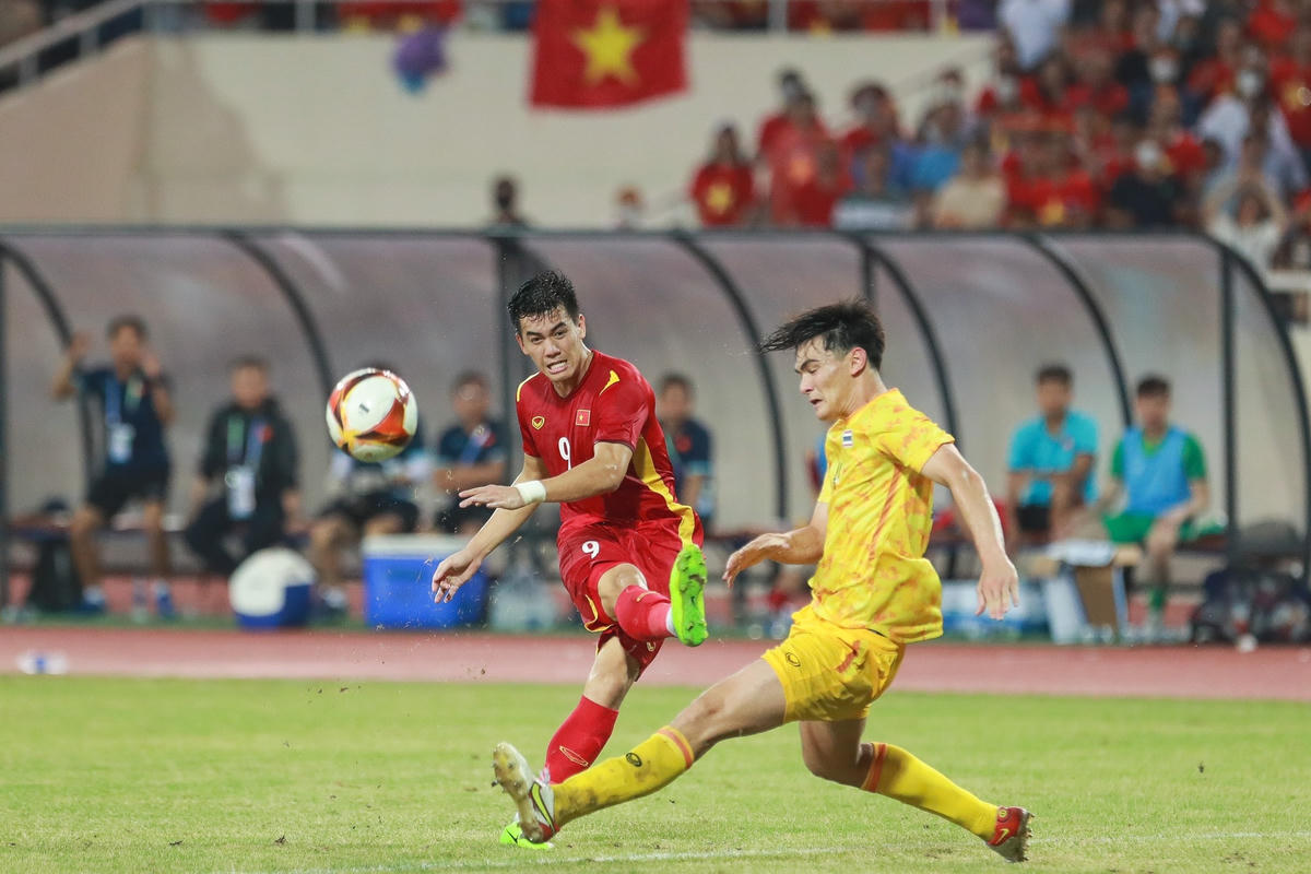 Tiến Linh cũng đã có những cơ hội nhưng chưa thể tận dụng.