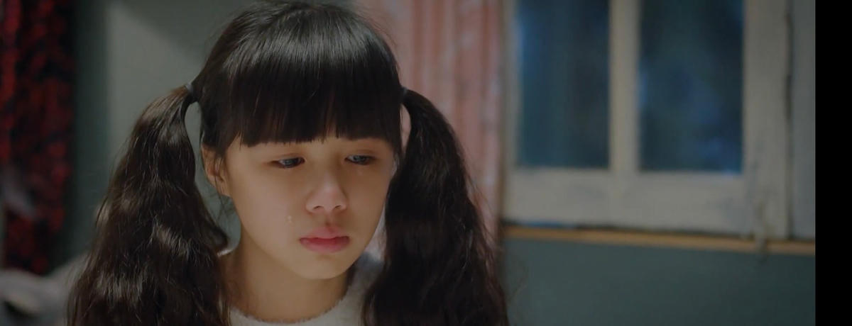 Sam khóc khi biết bố mẹ ly hôn. Ảnh: CMH. 