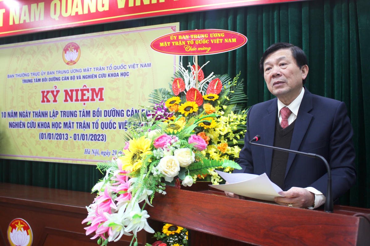 Phó Chủ tịch Nguyễn Hữu Dũng phát biểu tại Lễ kỷ niệm.