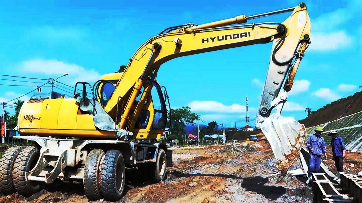Đông Giang đẩy nhanh giải ngân vốn đầu tư công, đặc biệt là các công trình giao thông.