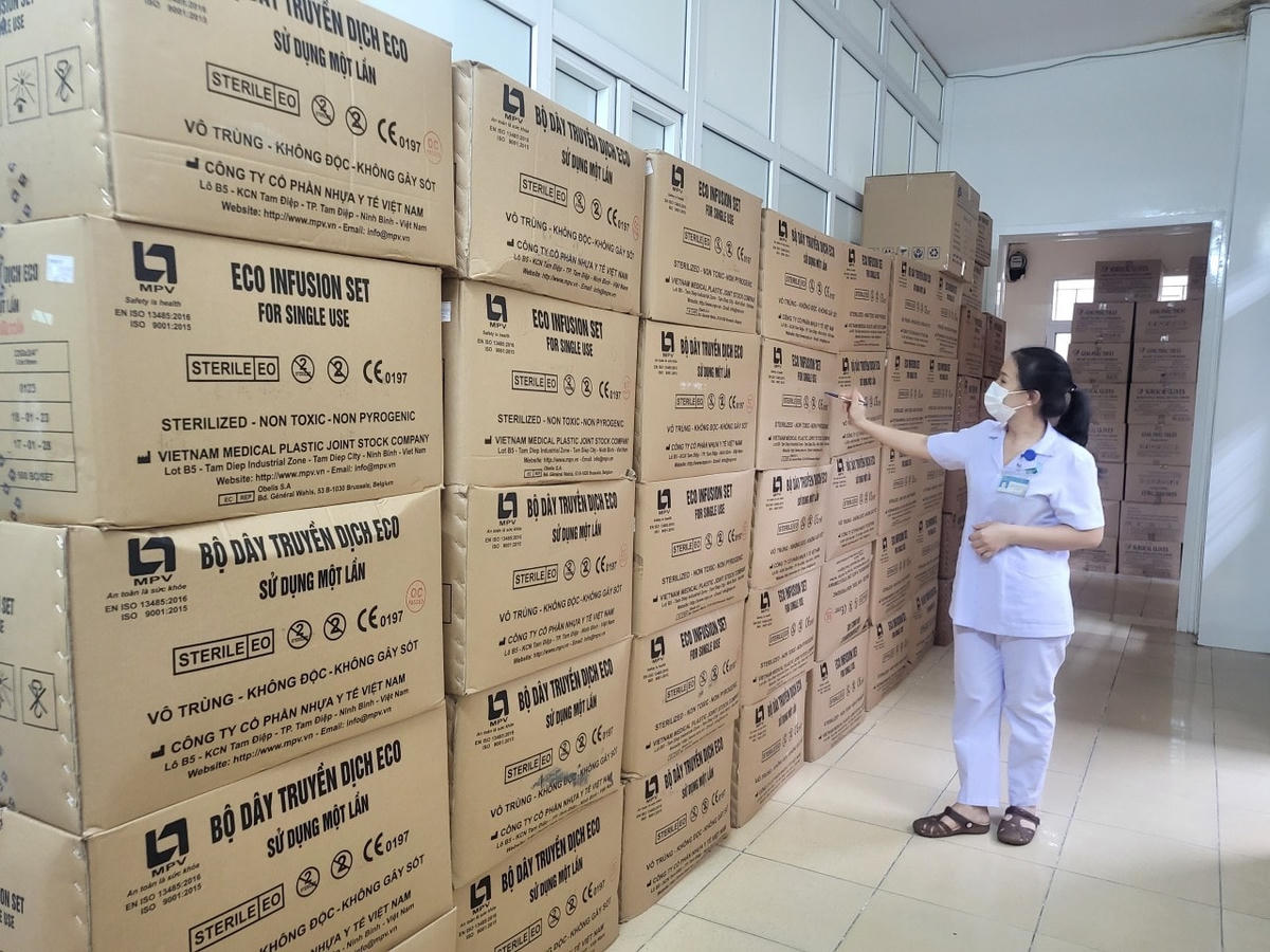 Năm 2022, Hà Tĩnh có 11/17 gói thầu thiết bị, vật tư y tế, hóa chất, sinh phẩm đấu thầu không thành công phải tổ chức đấu thầu lại. Ảnh Minh họa.