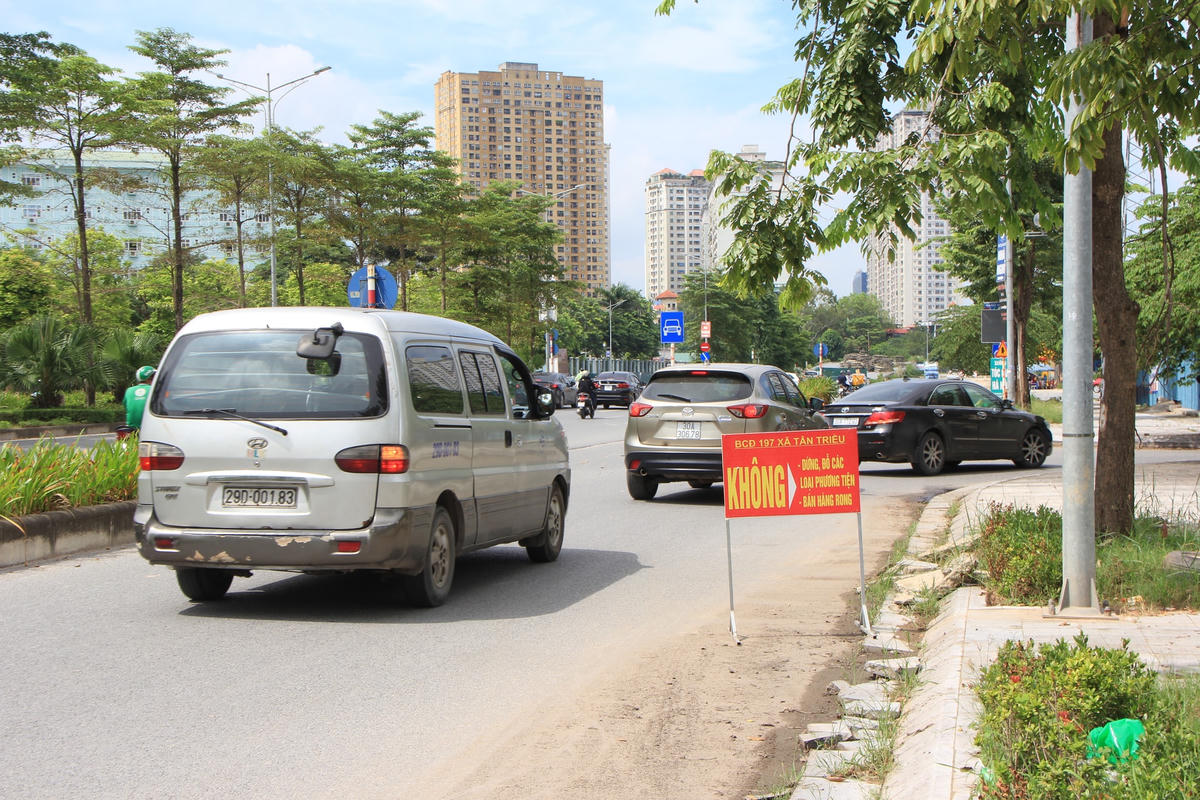 Tình trạng ùn tắc giao thông xảy ra thường xuyên.