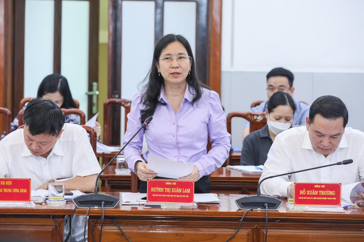Đại biểu đóng góp ý kiến tại Hội nghị. Ảnh: Quang Vinh.