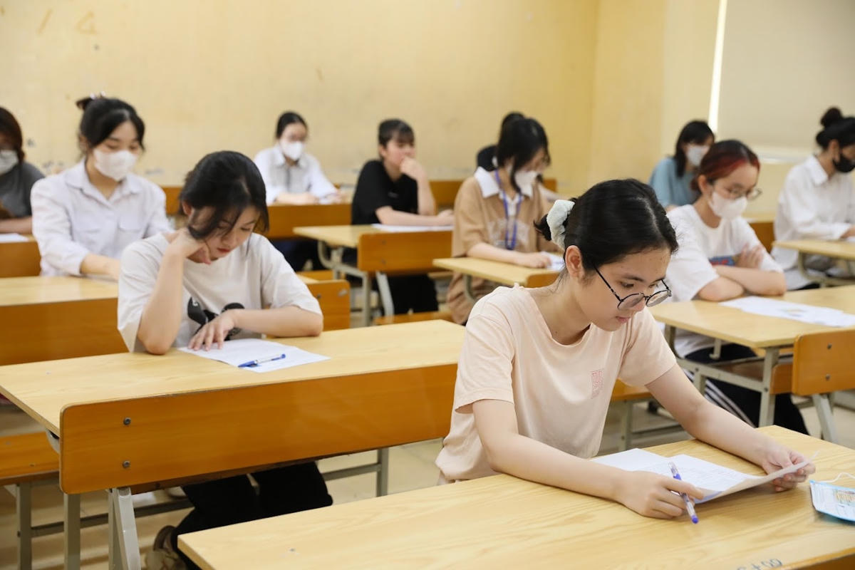 Học sinh Hà Nội thi tốt nghiệp THPT năm học 2022-2023. Ảnh: Quang Vinh.