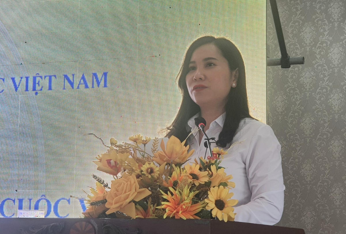 Đại biểu phát biểu đóng góp giải pháp tại buổi toạ đàm.