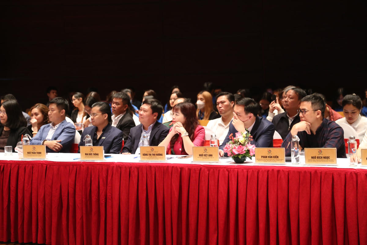 Các đại biểu, chuyên gia trong Hội thảo.