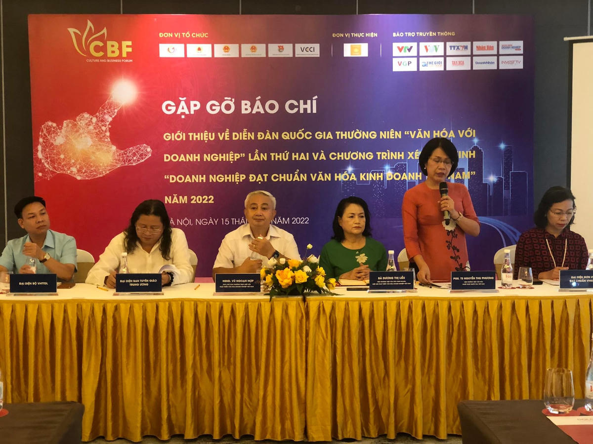 Quang cảnh buổi họp báo.