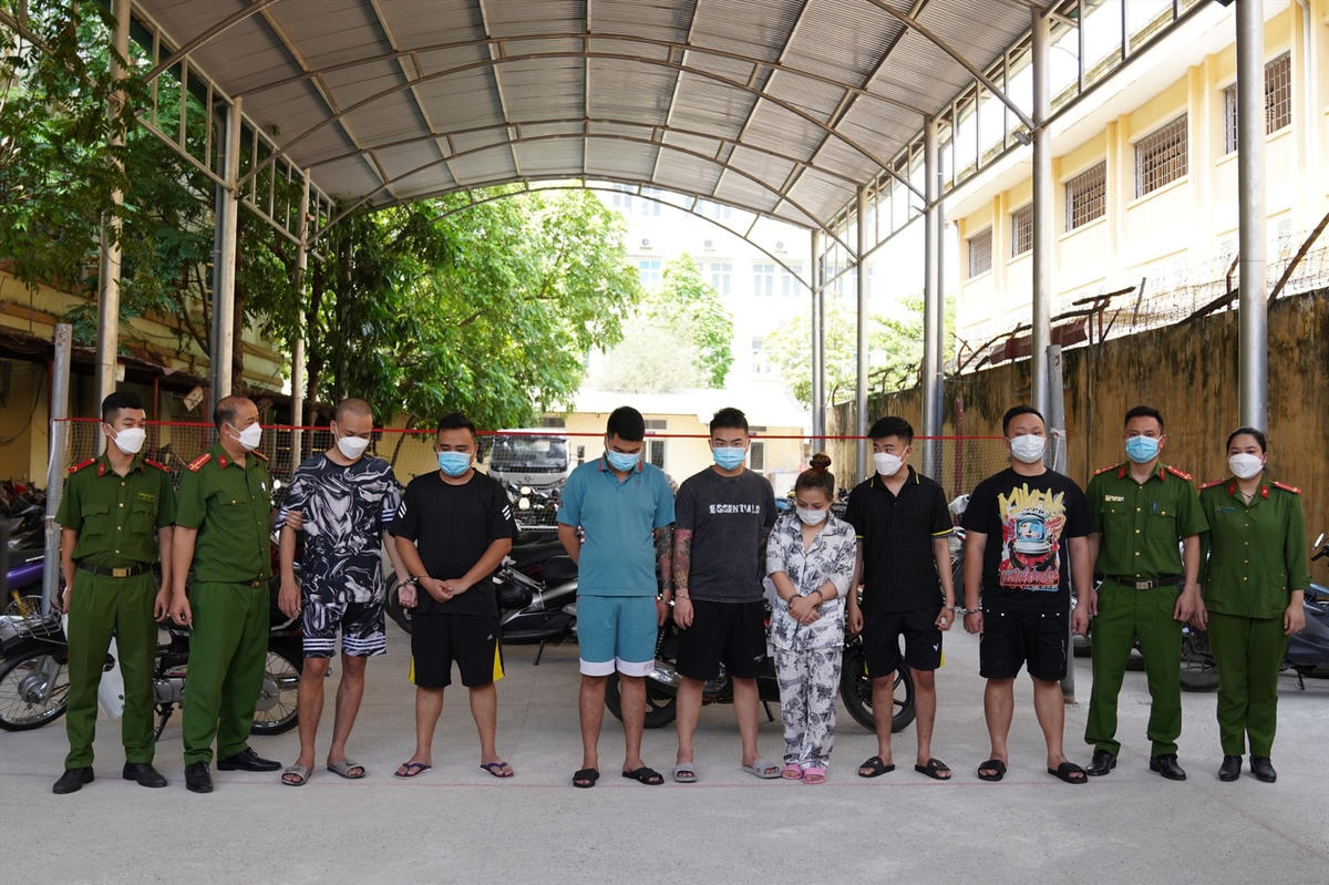 Nhóm đối tượng bị cơ quan Công an bắt giữ.