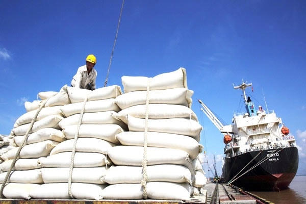 Giá gạo xuất khẩu 2 tháng đầu năm tiếp tục tăng.