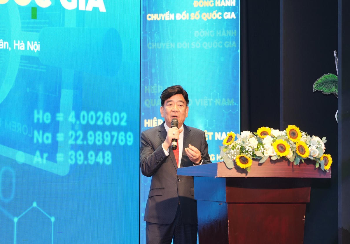 Ông Nguyễn Trường Sơn - Chủ tịch Hiệp hội Quảng cáo Việt Nam phát biểu khai mạc sự kiện.