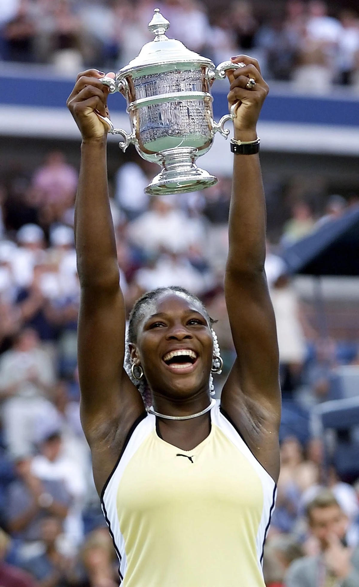 Năm 1999, Williams đánh bại bốn nhà cựu vô địch, tiến thẳng vào chung kết US Open, nơi cô giành ngôi vương từ tay vợt nữ số 1 thế giới Martina Hingis để trở thành người phụ nữ Mỹ gốc Phi duy nhất vô địch một giải đấu lớn. Ảnh: The Guardian