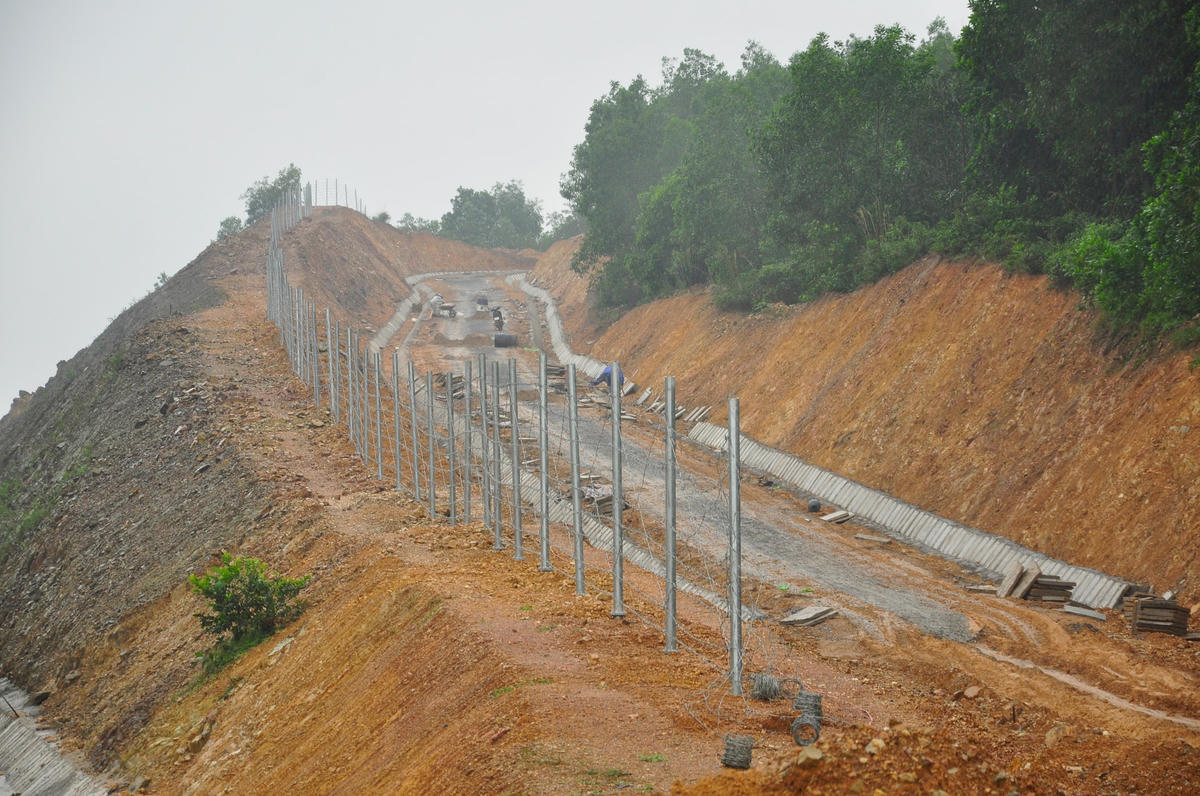 [Ảnh] Cao tốc Cam Lộ - La Sơn trước ngày khánh thành đưa vào khai thác