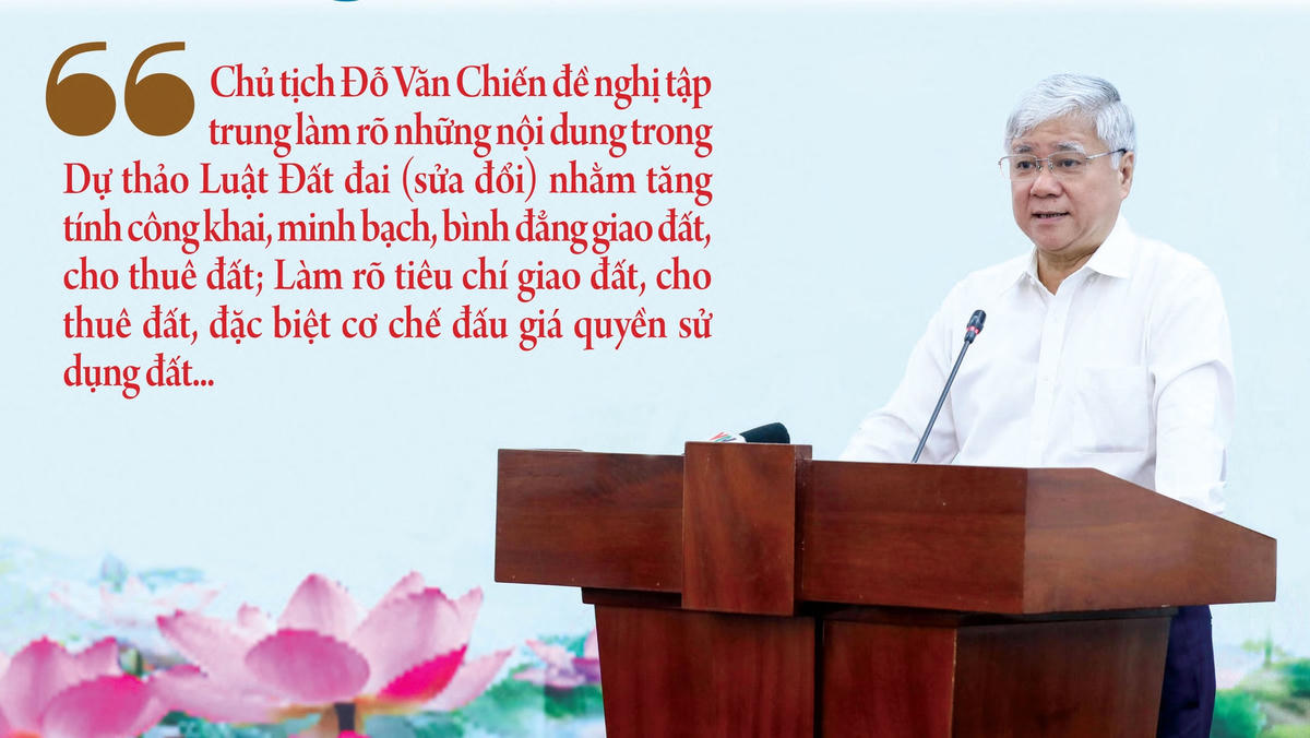 Bí thư Trung ương Đảng, Chủ tịch UBTƯ MTTQ Việt Nam Đỗ Văn Chiến phát biểu tại Hội nghị. Ảnh: Quang Vinh.