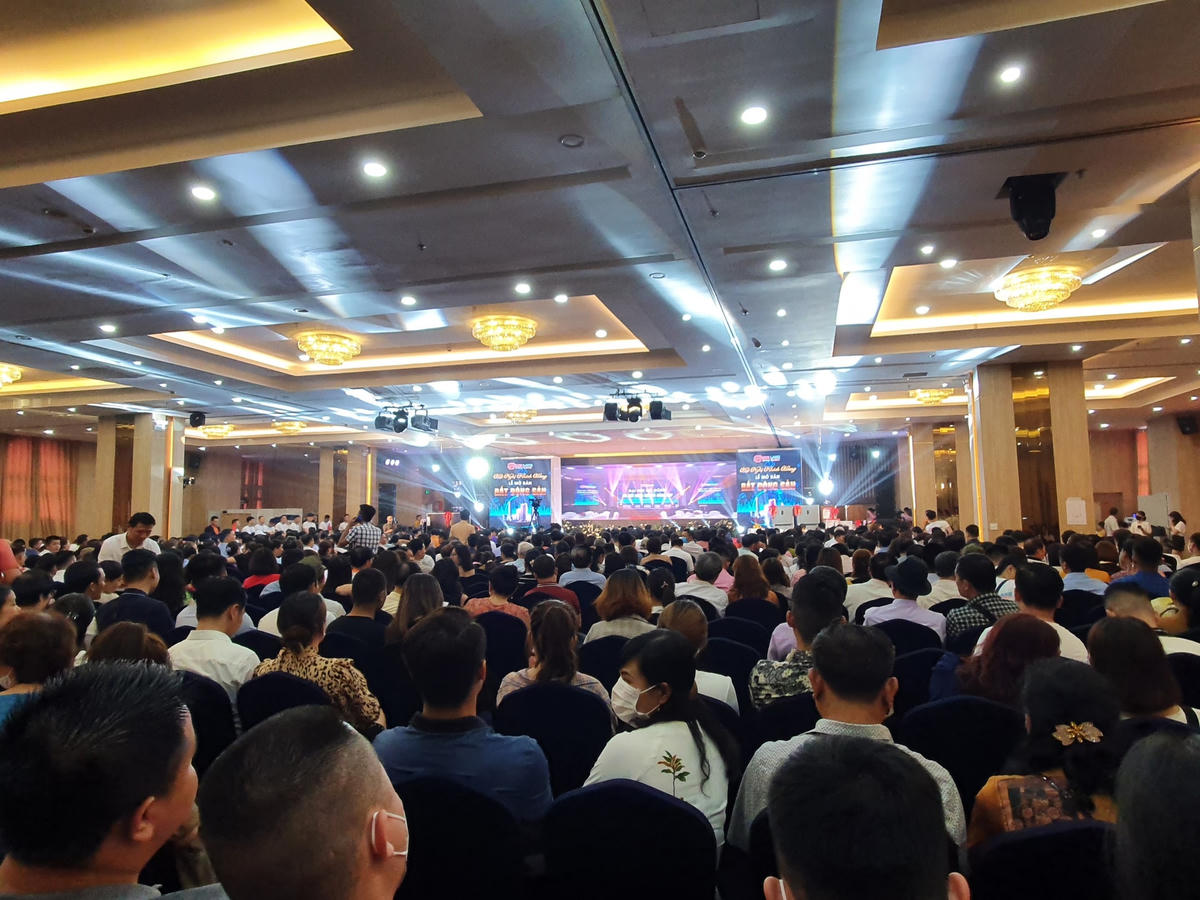 Mánh khoé "lùa gà" của Bank Land: 'Giao dịch đặt cọc giữ chỗ' của Bank Land có dấu hiệu vi phạm pháp luật
