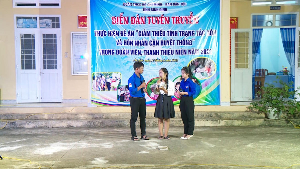 Huyện đoàn An Lão (tỉnh Bình Định) tuyên truyền phòng, chống tảo hôn, hôn nhân cận huyết thống.