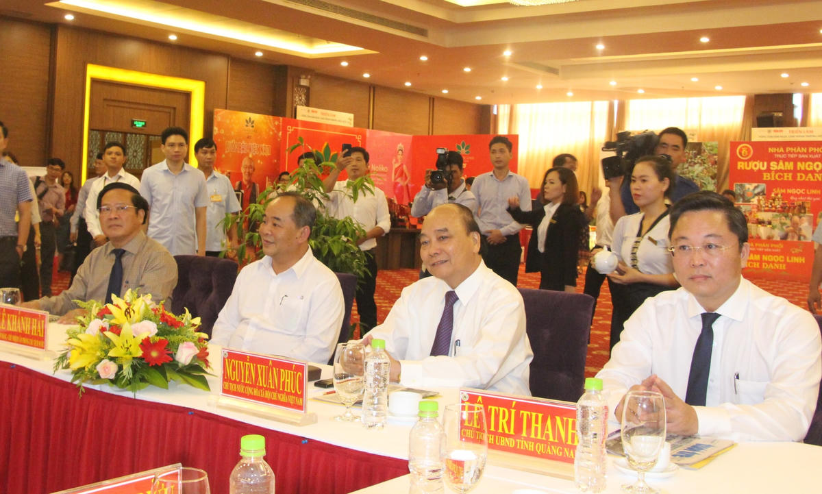 Chủ tịch nước Nguyễn Xuân Phúc dự Hội thảo. 