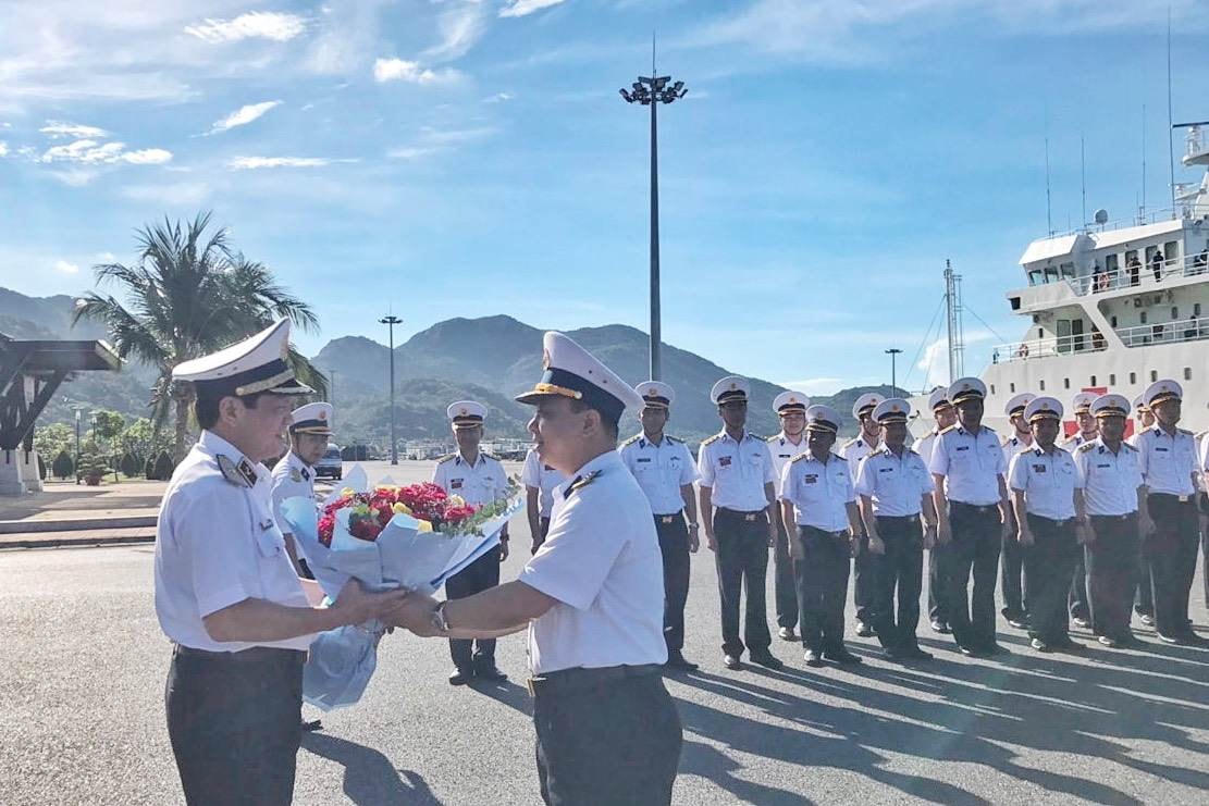 Vùng 4 Hải quân tổ chức Lễ tiễn Đoàn công tác số 12 thăm và làm việc tại Trường Sa