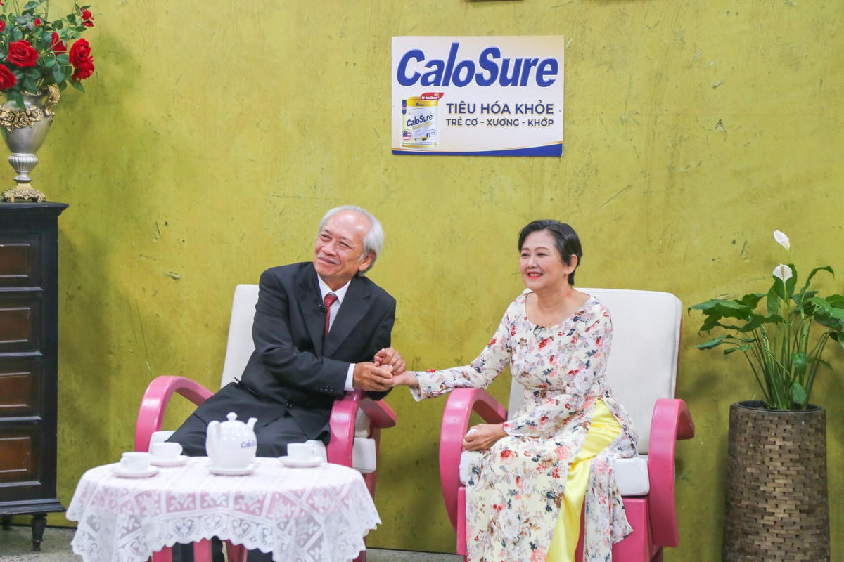 Cuộc hôn nhân bắt đầu từ cơm áo gạo tiền và gắn bó với nhau son sắt, thủy chung khiến khán giả ngưỡng mộ. 