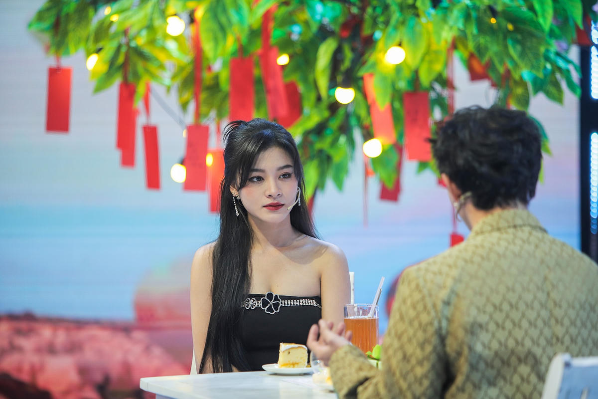 Linh Châu muốn tìm chàng trai có nụ cười tỏa nắng.