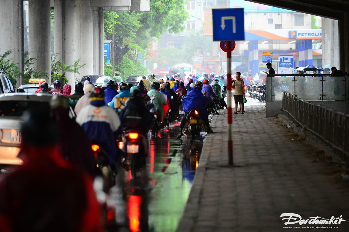 tac_duong-le-khanh20.jpg