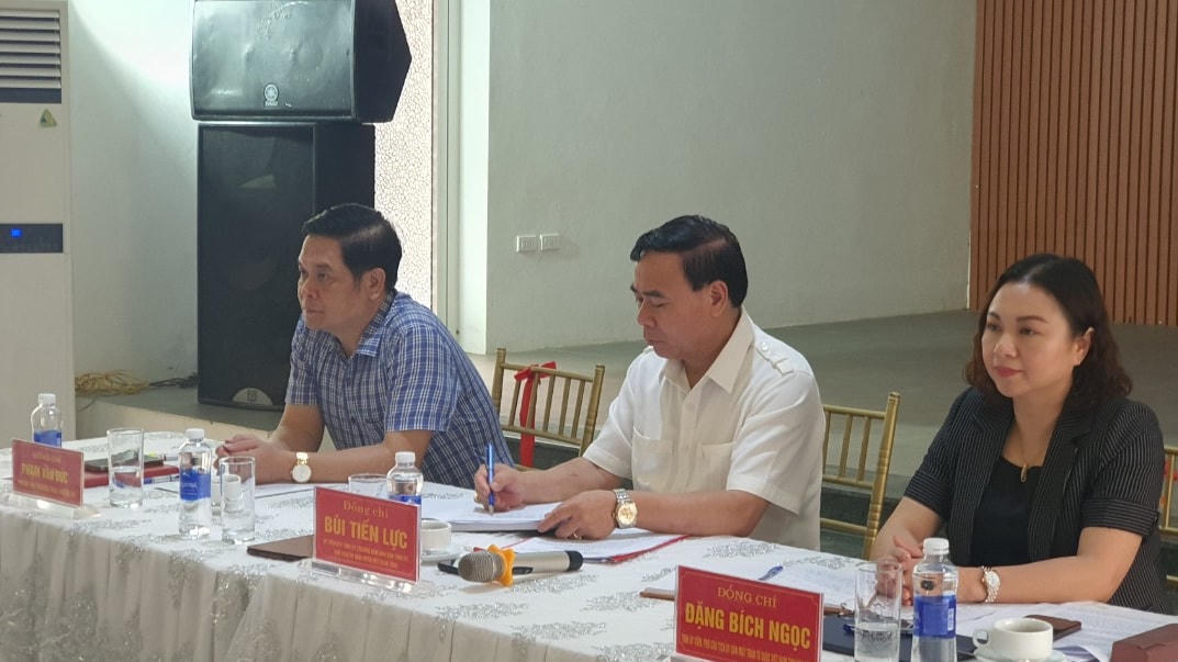 Hội nghị có sự tham gia của lãnh đạo Ủy ban MTTQ Việt Nam tỉnh Hòa Bình, lãnh đạo Huyện ủy Lạc Thủy và Ủy ban MTTQ Việt Nam các huyện, thành phố trên địa bàn.  