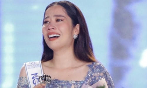 Nam Em khóc nức nở trong đêm chung kết Miss World Vietnam 2022. 