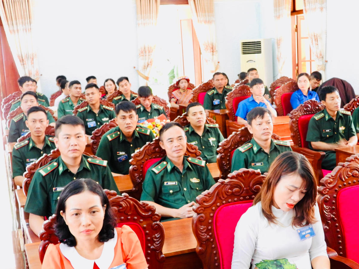 Các đội tham dự thi.