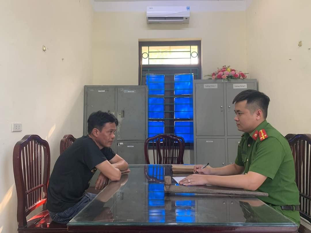 Nguyễn Chung D. tại CQĐT. Ảnh: Nguyễn Chung