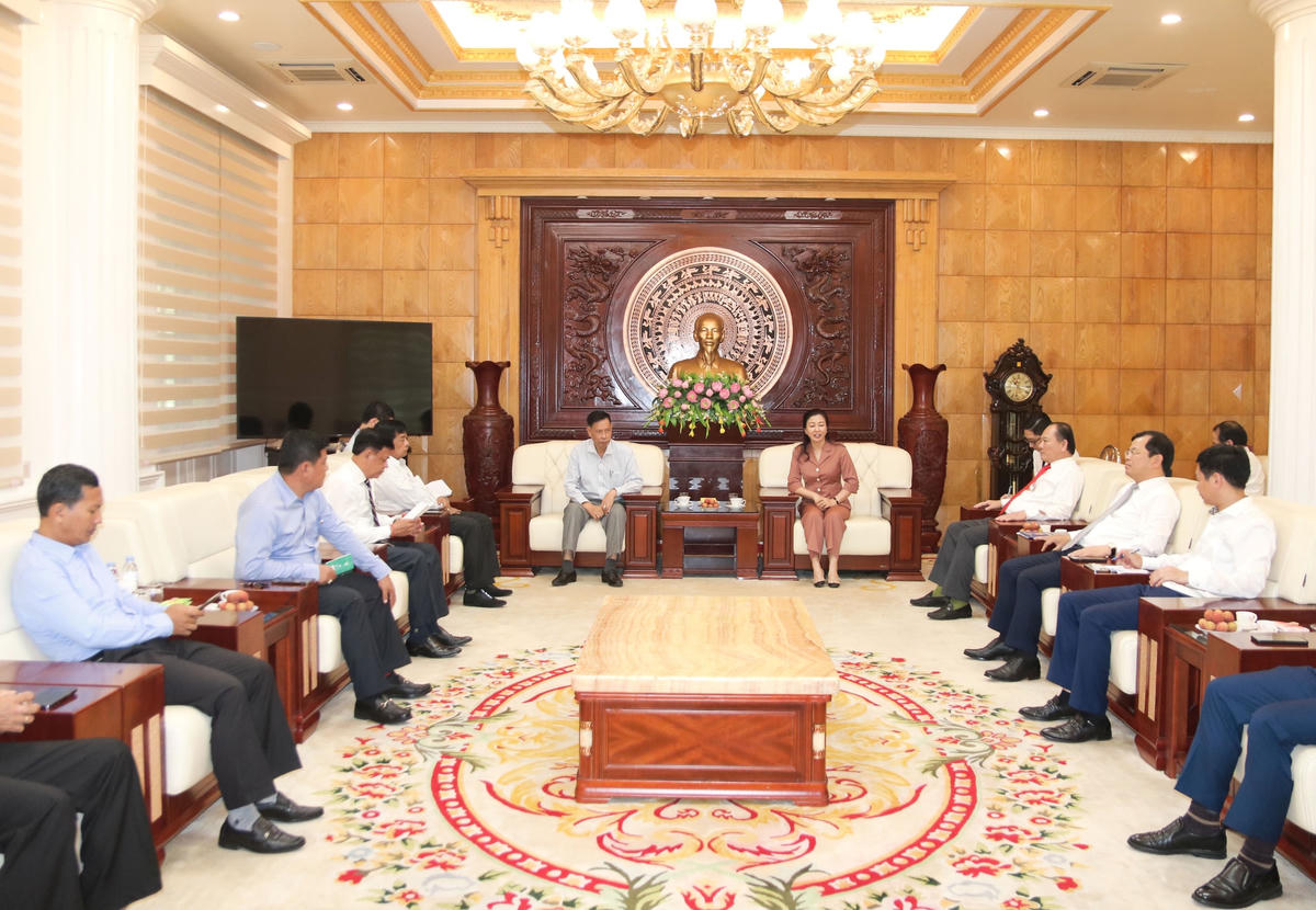 Quang cảnh buổi tiếp.