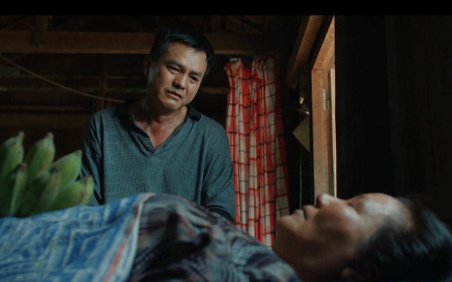 Thời gian này, Cao Minh Đạt gây chú ý với vai diễn Khoản trong "Mẹ rơm".