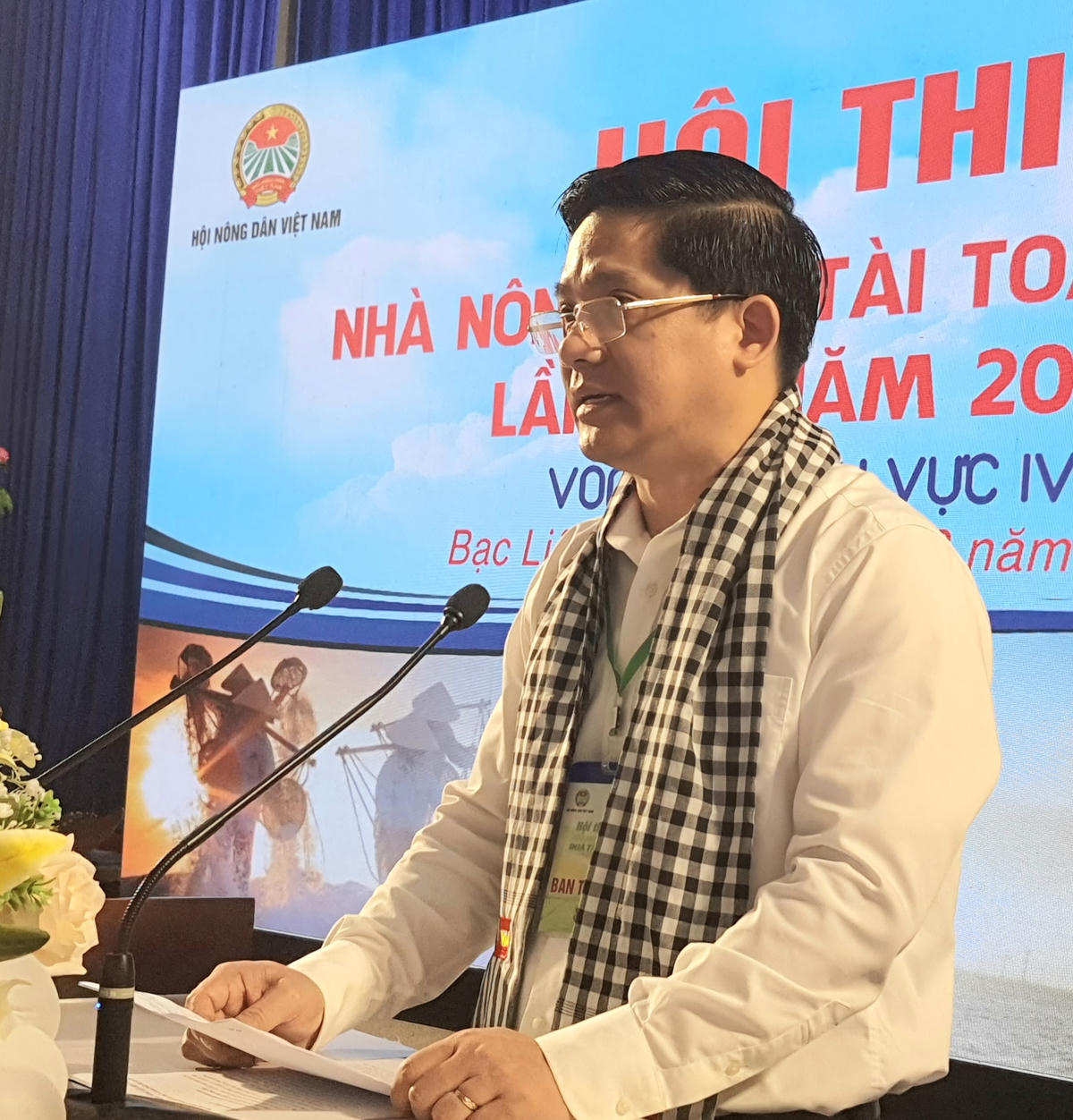Ông Phạm Tiến Nam, Phó Chủ tịch Ban Chấp hành Trung ương Hội Nông dân Việt Nam phát biểu tại Lê khai mạc Hội thi.