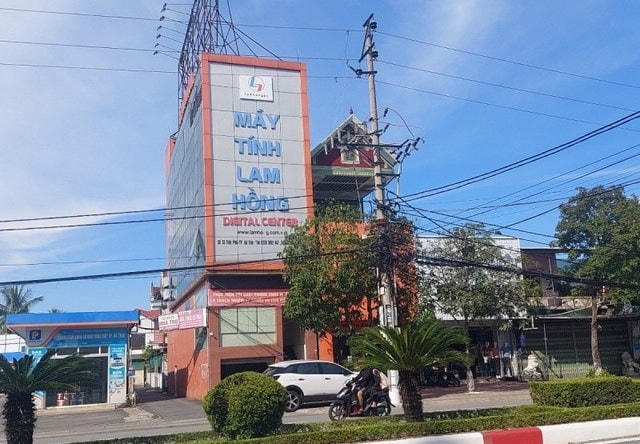 Công ty cổ phần CNTT Lam Hồng.