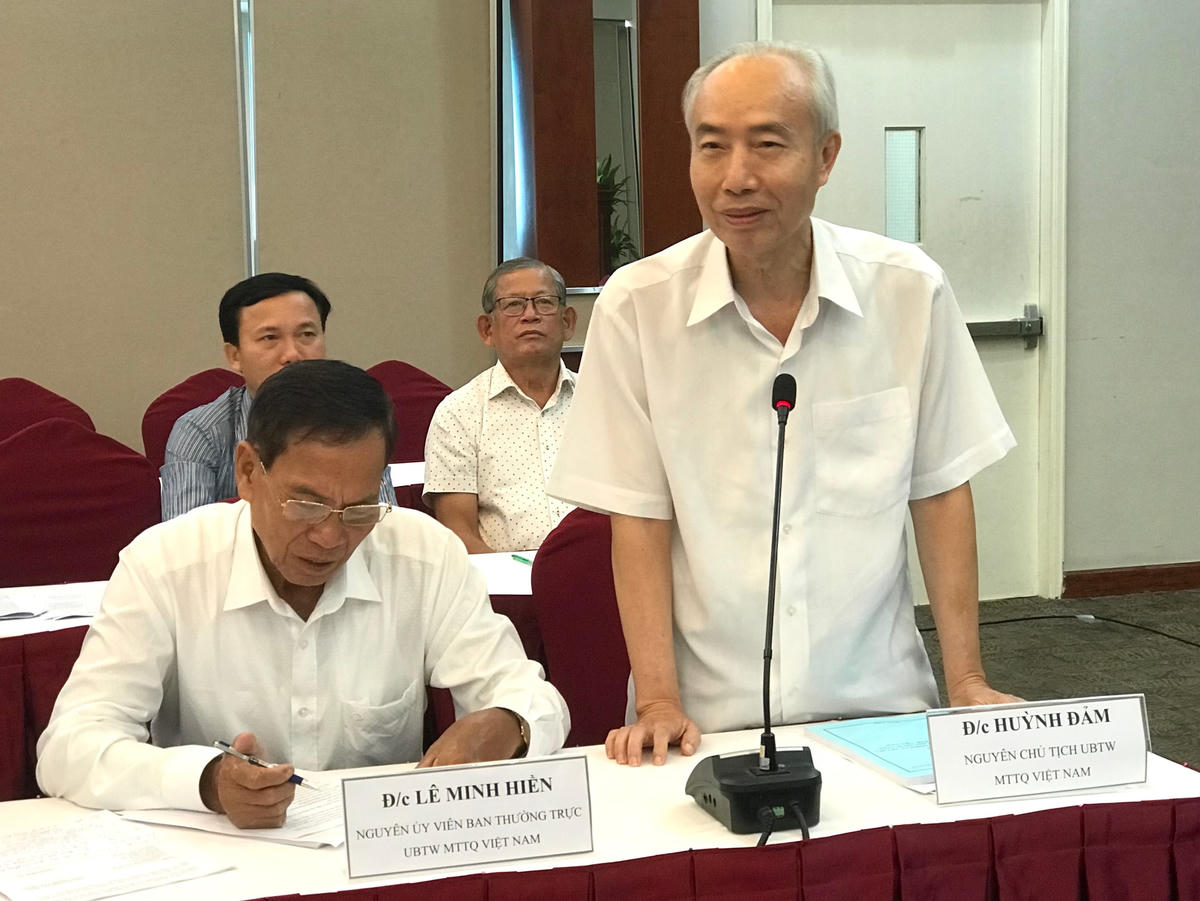 Nguyên Chủ tịch UBTƯ MTTQ Việt Nam Huỳnh Đảm phát biểu tại Hội thảo góp ý Đề án “Quy định chức năng, nhiệm vụ, tổ chức bộ máy Cơ quan UBTƯ MTTQ Việt Nam”, tổ chức tại TPHCM, ngày 31/8. Ảnh: Quốc Định.