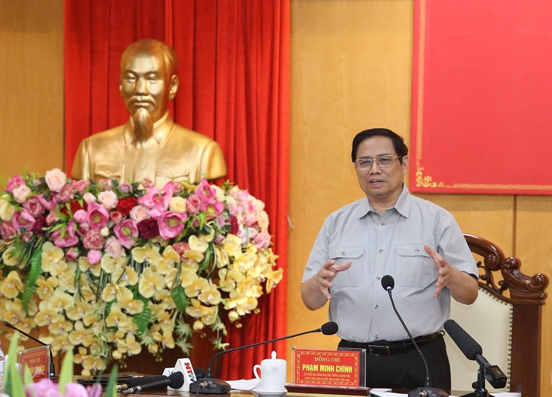 Thủ tướng Chính phủ Phạm Minh Chính phát biểu tại buổi làm việc. Ảnh BHT.