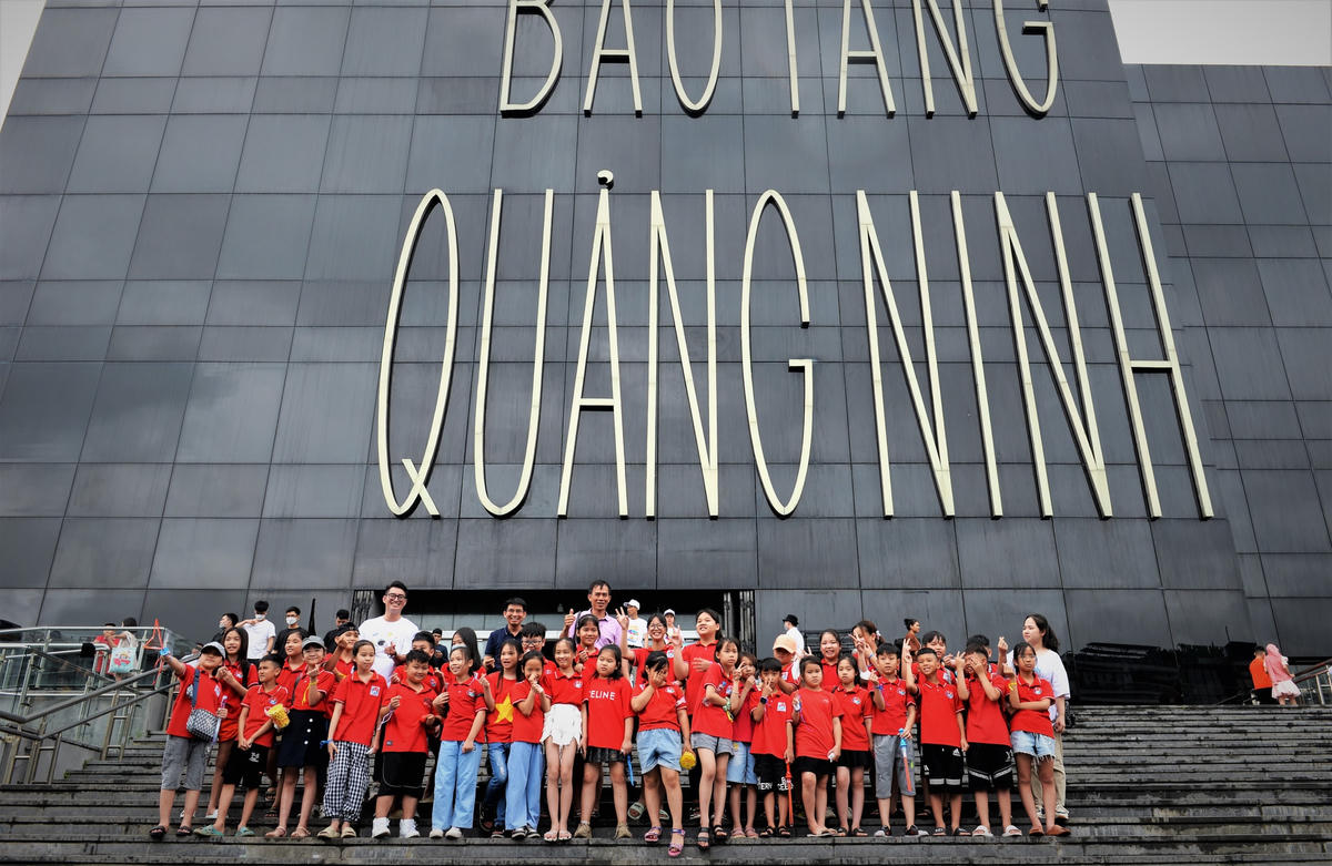 Nhiều trường học lựa chọn Bảo tàng Quảng Ninh là nơi sinh hoạt ngoại khóa.