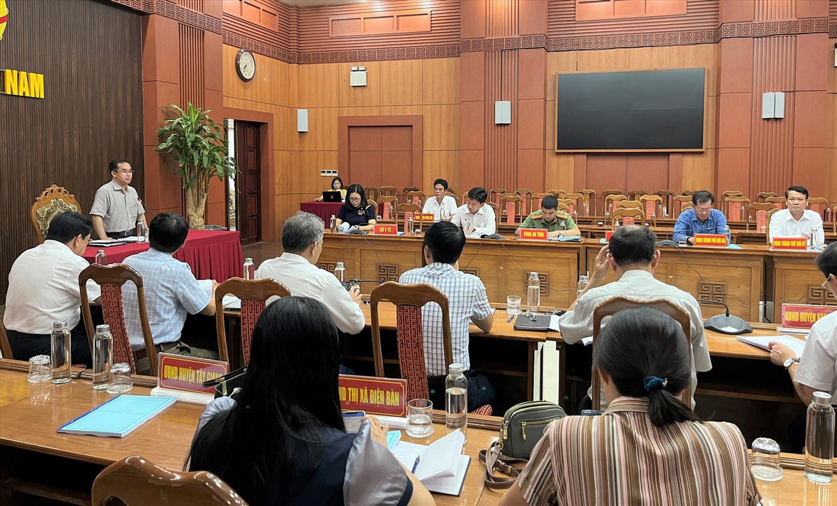Họp Ban chỉ đạo thi tốt nghiệp THPT tỉnh năm 2023 ở Quảng Nam.