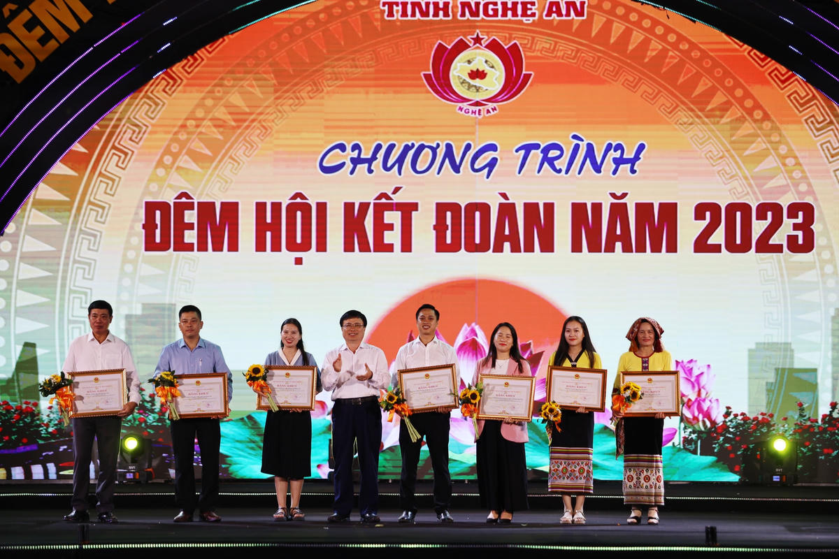 'Đêm hội kết đoàn' tại Nghệ An