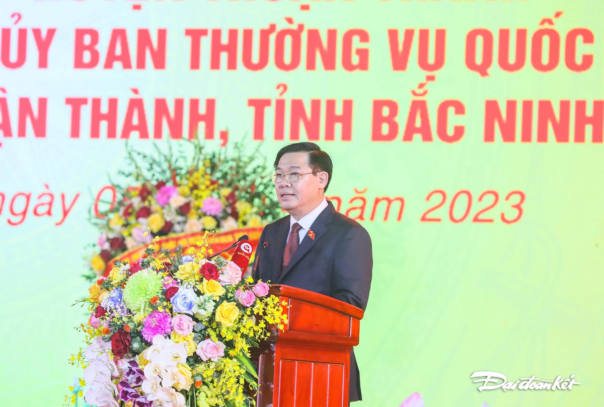 Chủ tịch Quốc hội Vương Đình Huệ phát biểu chỉ đạo tại buổi lễ.